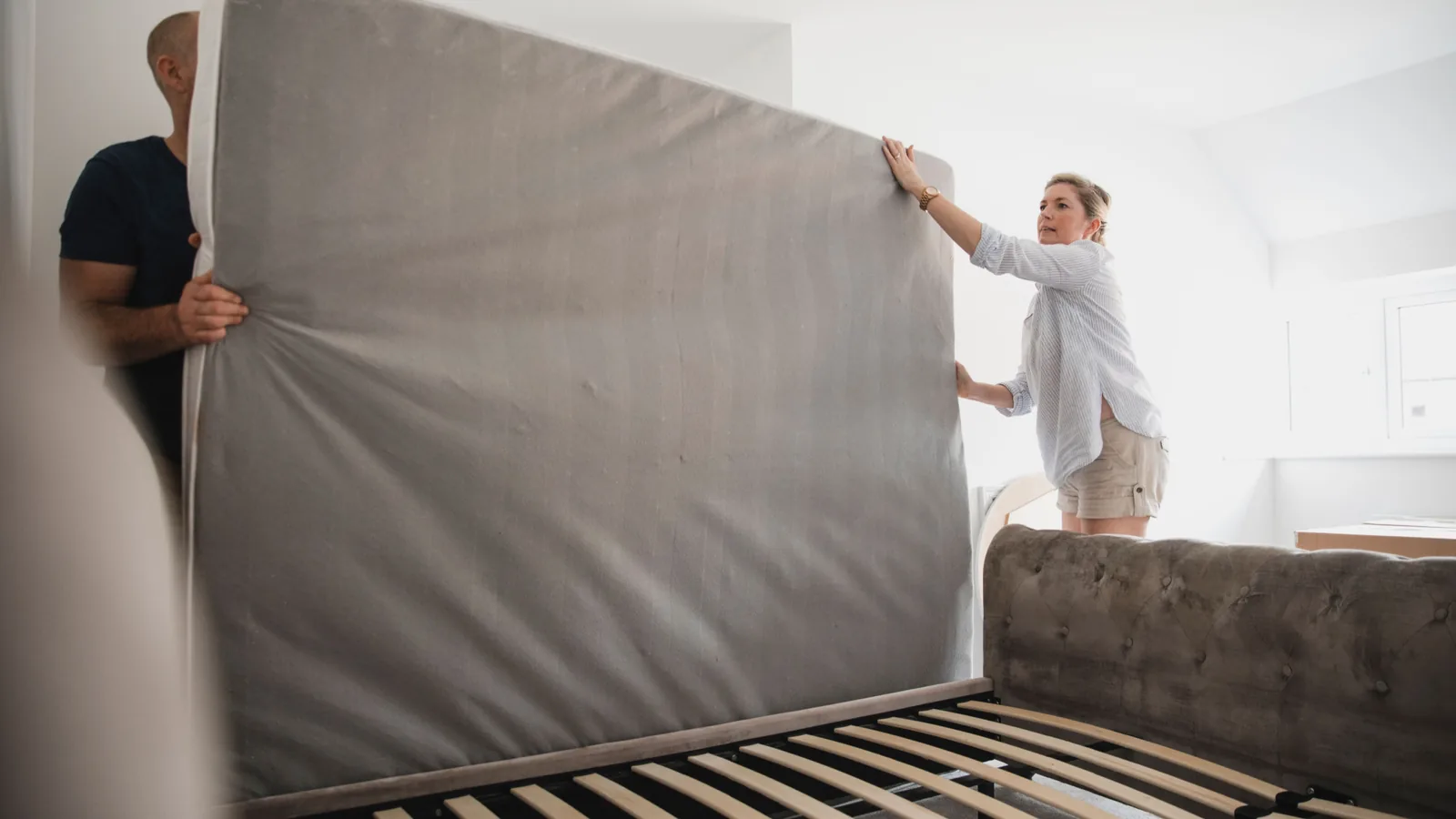 How to Move a Bed: A Comprehensive Guide